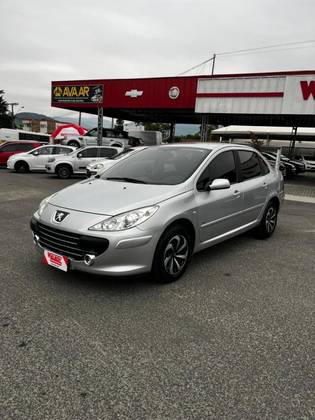 PEUGEOT 307 2.0 PRESENCE PACK 16V FLEX 4P TIPTRONIC